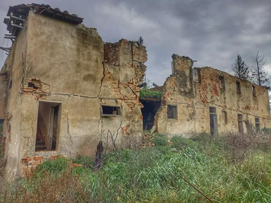 Immagine 4 di Casa colonica in vendita  a San Miniato