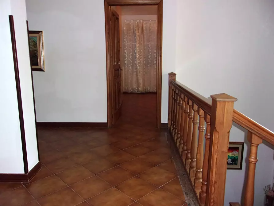 Immagine 16 di Villa in vendita  a Carrara