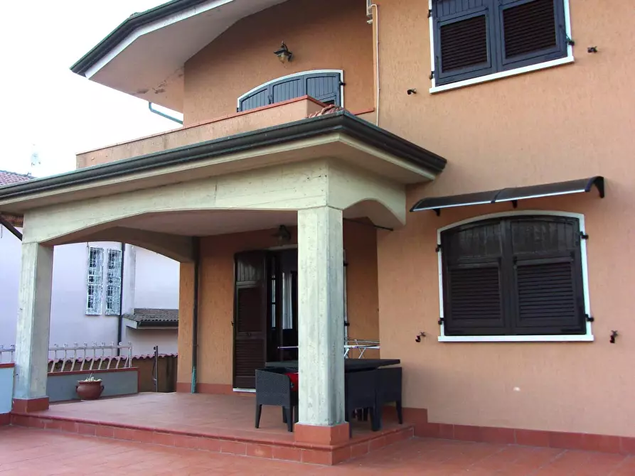 Immagine 49 di Villa in vendita  a Carrara