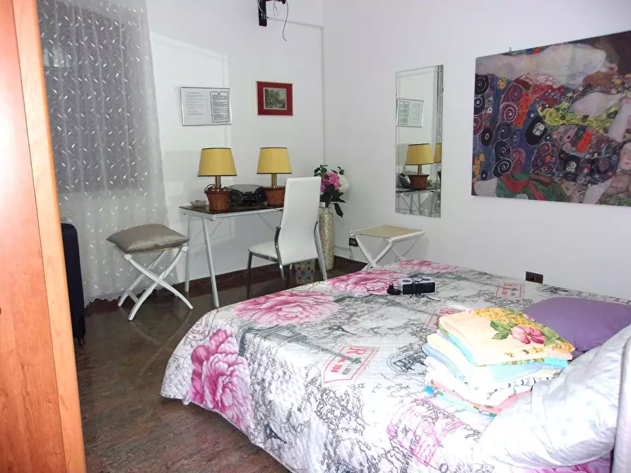 Immagine 45 di Villa in vendita  a Carrara