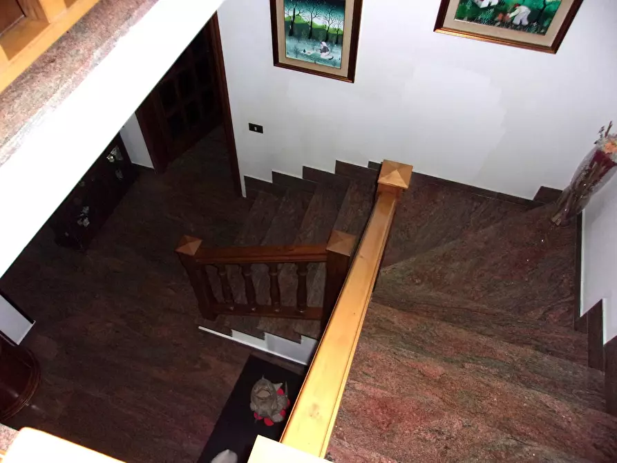 Immagine 33 di Villa in vendita  a Carrara