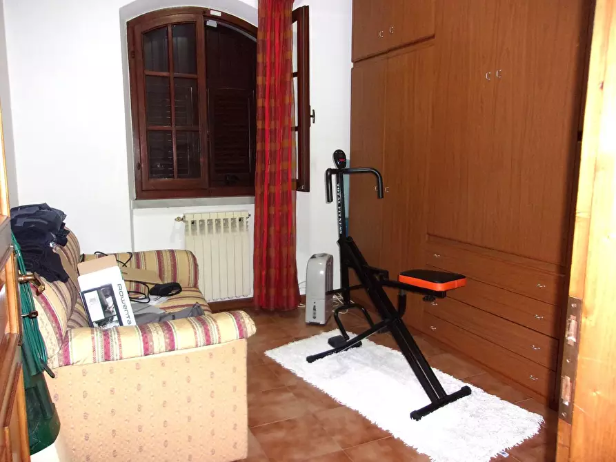 Immagine 63 di Villa in vendita  a Carrara