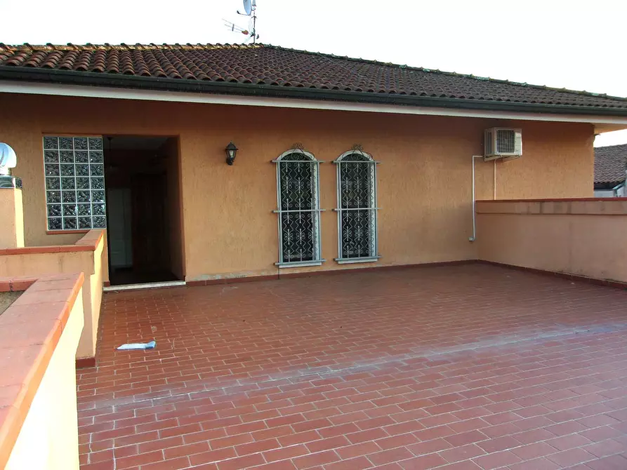 Immagine 22 di Villa in vendita  a Carrara