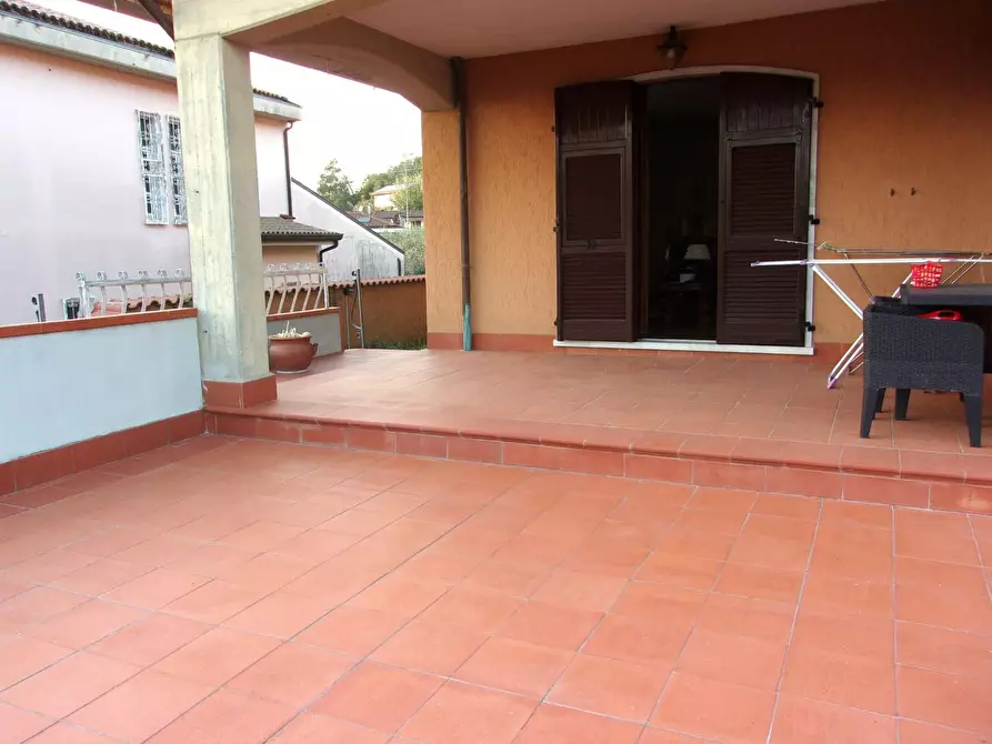 Immagine 47 di Villa in vendita  a Carrara