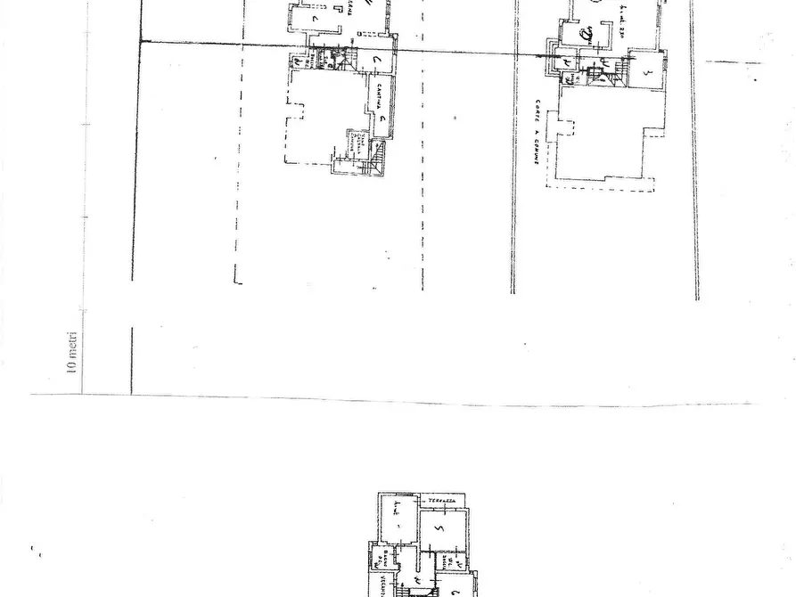 Immagine 71 di Villa in vendita  a Carrara