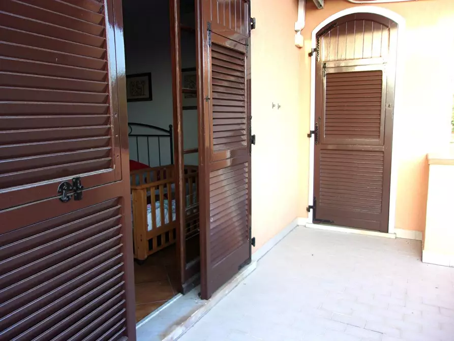 Immagine 25 di Villa in vendita  a Carrara