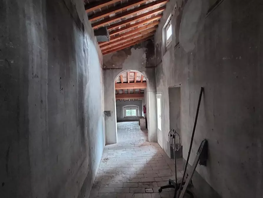 Immagine 27 di Immobile di prestigio in vendita  a Buti