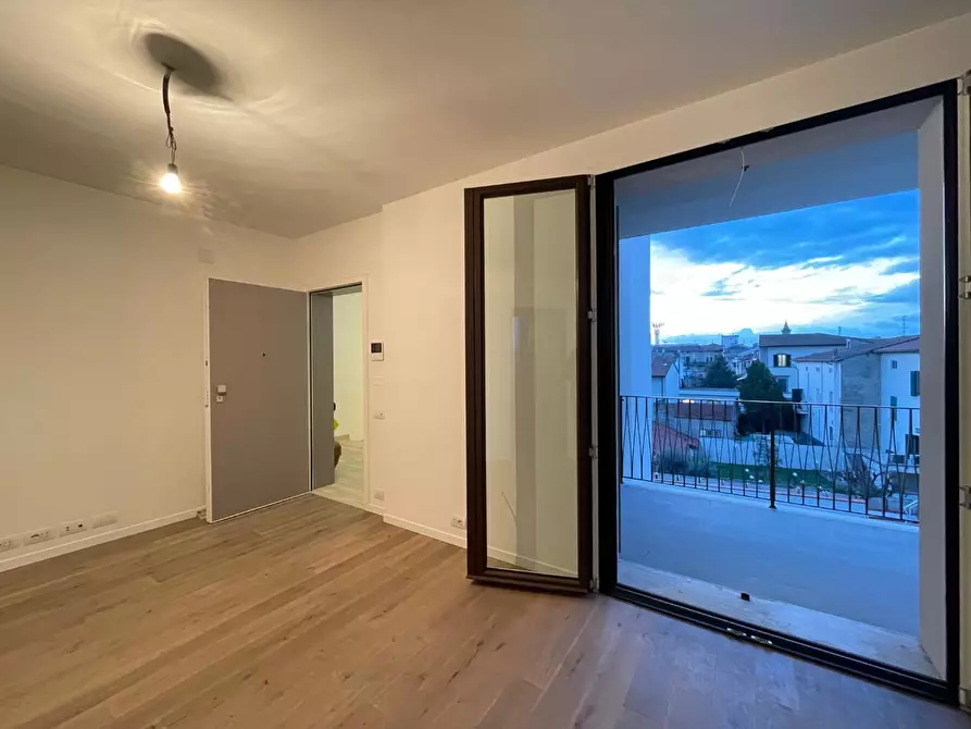 Immagine 2 di Appartamento in vendita  a Empoli