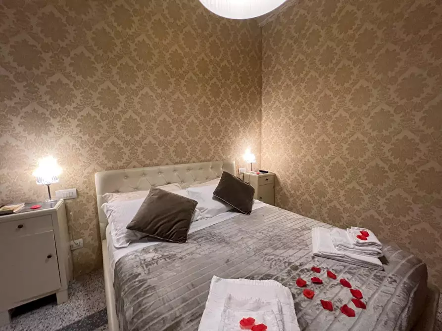 Immagine 19 di Appartamento in affitto  a Lucca