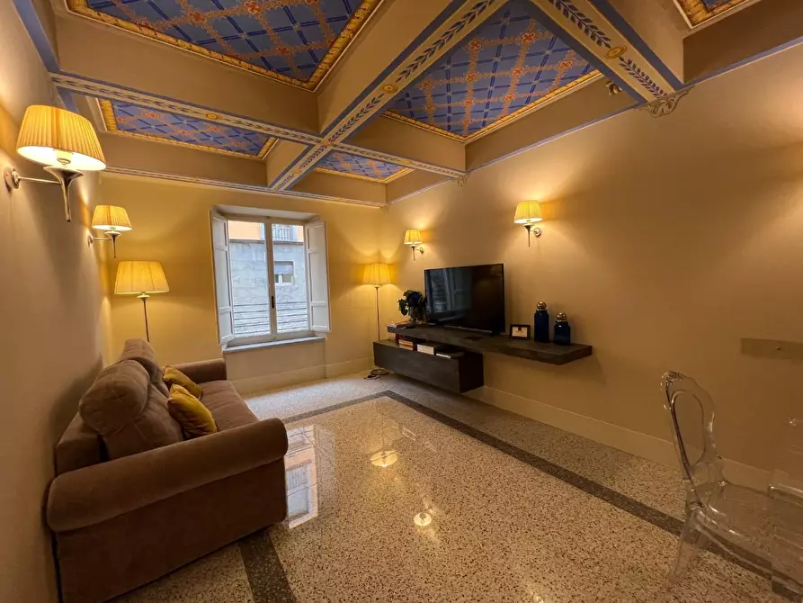 Immagine 3 di Appartamento in affitto  a Lucca