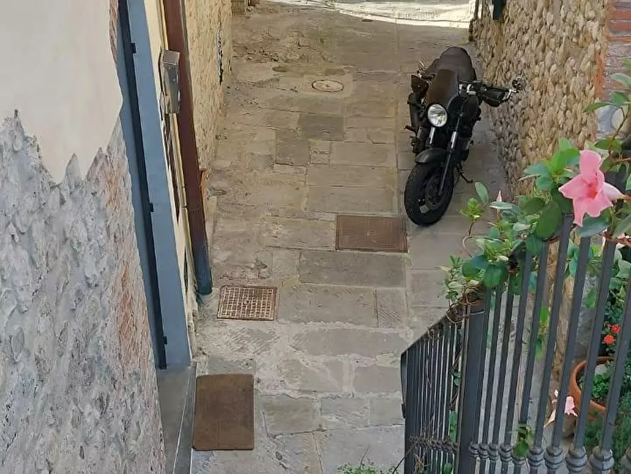 Immagine 5 di Terratetto in vendita  a Capraia E Limite