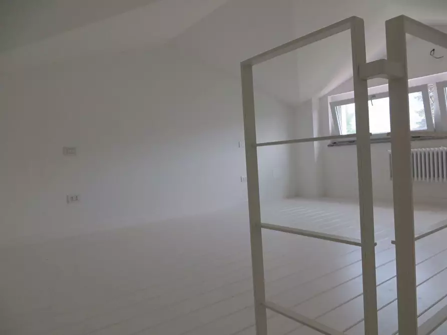 Immagine 16 di Villa in vendita  a Montignoso