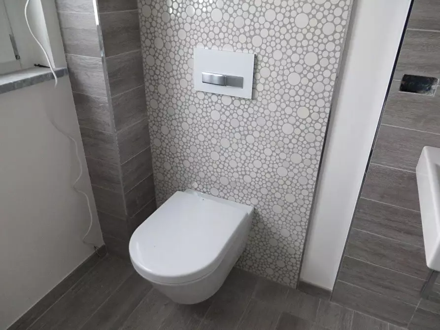 Immagine 12 di Villa in vendita  a Montignoso