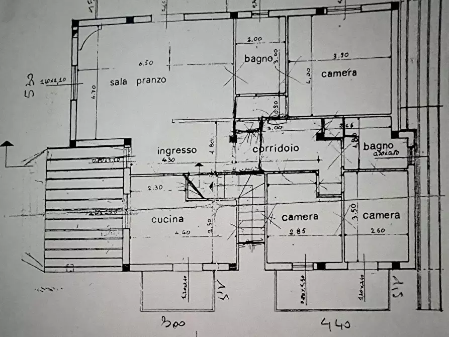 Immagine 16 di Appartamento in vendita  a Massa