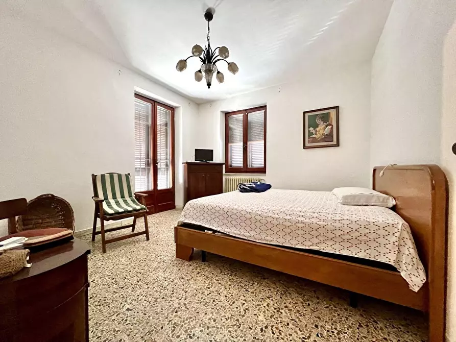 Immagine 7 di Casa semindipendente in vendita  a Massa