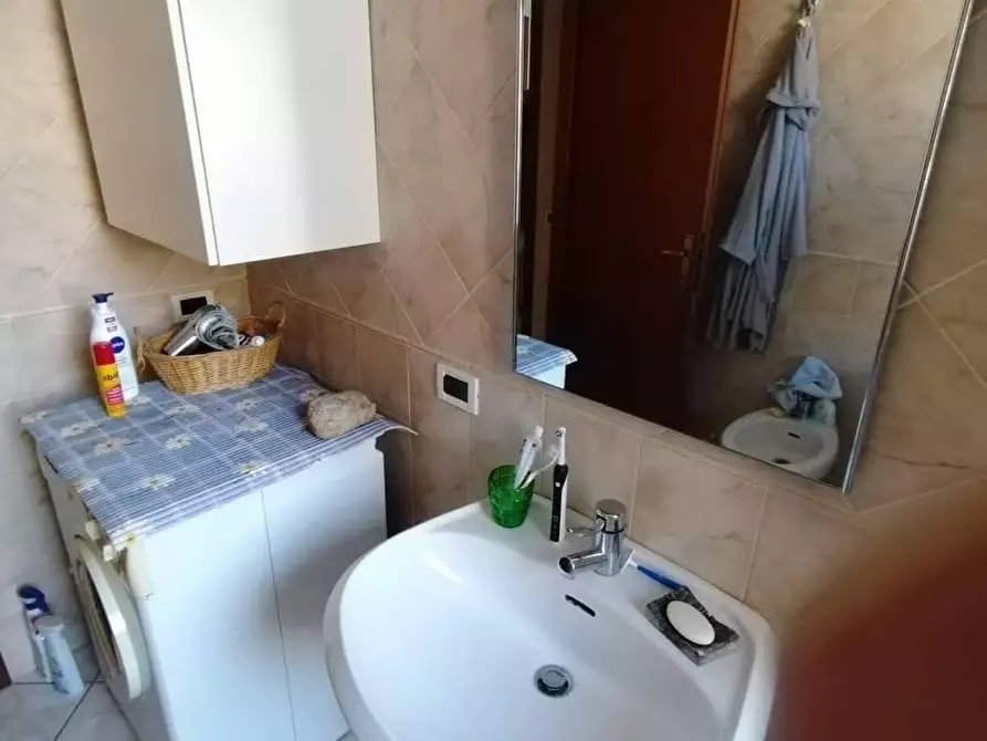 Immagine 17 di Appartamento in vendita  a Massa