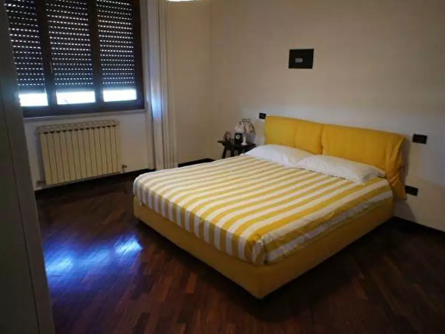 Immagine 6 di Mansarda in vendita  a Massa