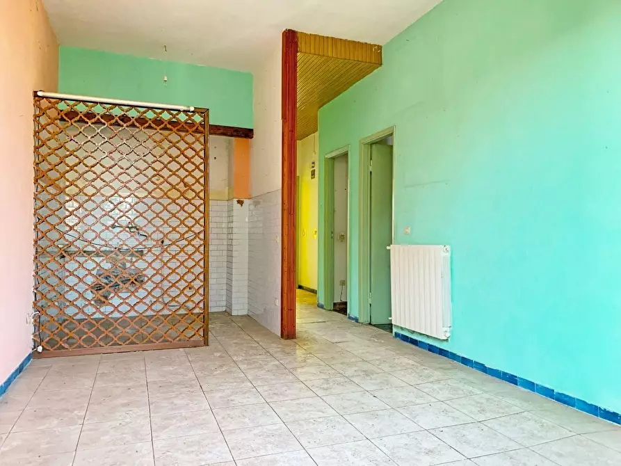 Immagine 3 di Appartamento in vendita  a Massa