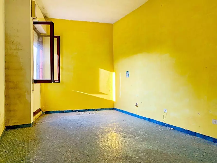 Immagine 8 di Appartamento in vendita  a Massa