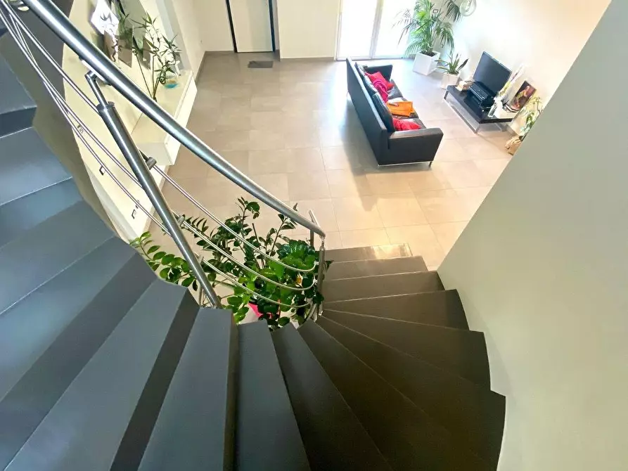 Immagine 12 di Casa bifamiliare in vendita  a Massa