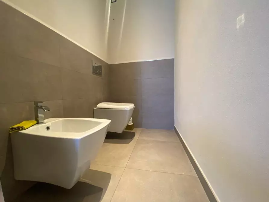 Immagine 5 di Casa bifamiliare in vendita  a Massa