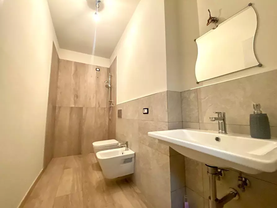 Immagine 37 di Casa bifamiliare in vendita  a Massa