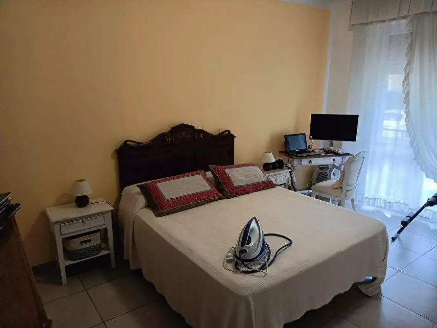 Immagine 8 di Appartamento in vendita  a Massa