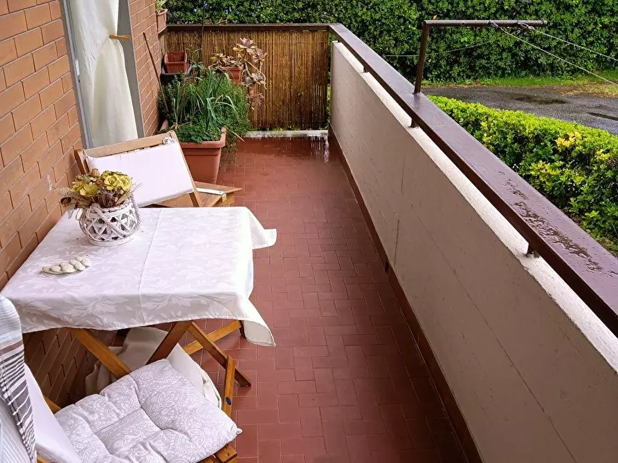 Immagine 12 di Appartamento in vendita  a Massa