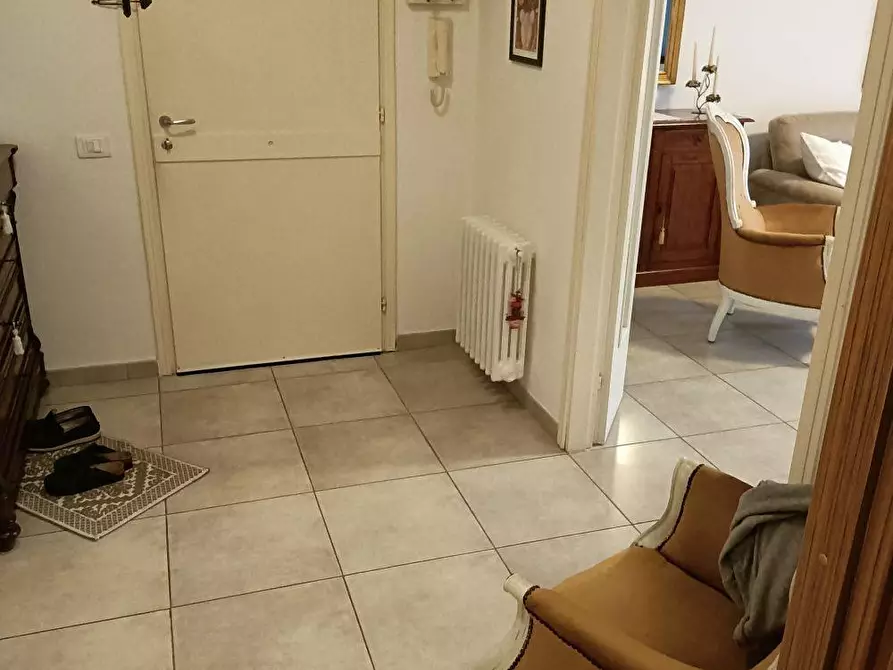 Immagine 10 di Appartamento in vendita  a Massa