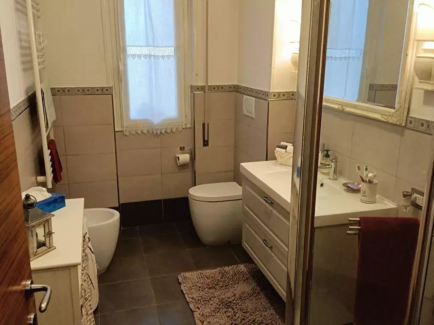 Immagine 9 di Appartamento in vendita  a Massa