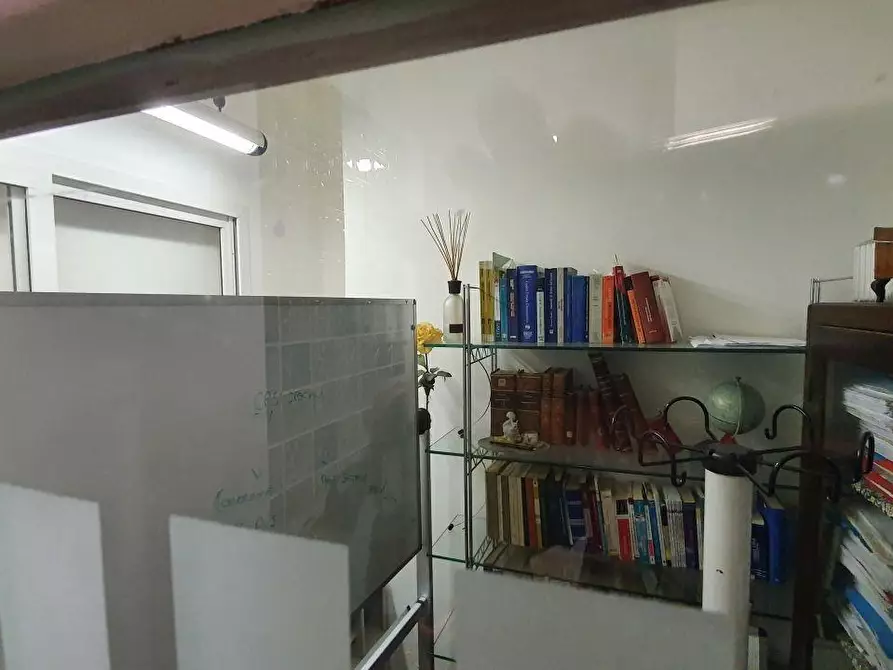 Immagine 19 di Appartamento in vendita  a Massa