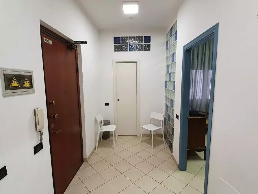 Immagine 17 di Appartamento in vendita  a Massa