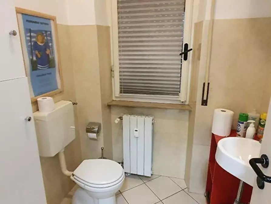 Immagine 14 di Appartamento in vendita  a Massa