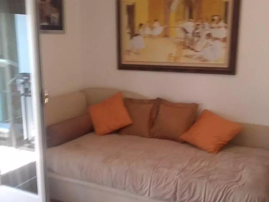 Immagine 6 di Mansarda in vendita  a Massa