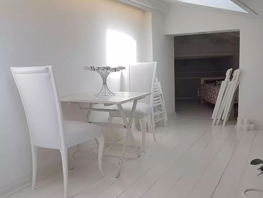 Immagine 22 di Appartamento in vendita  a Massa