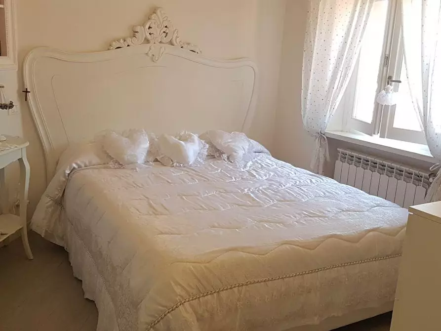 Immagine 15 di Appartamento in vendita  a Massa