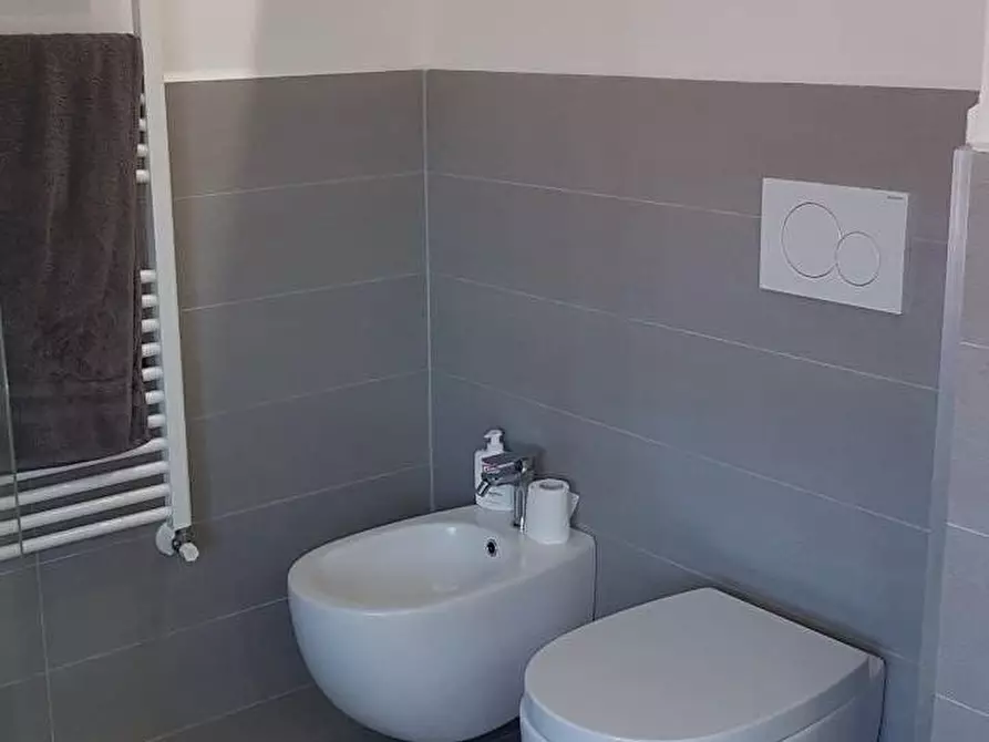 Immagine 13 di Appartamento in vendita  a Massa