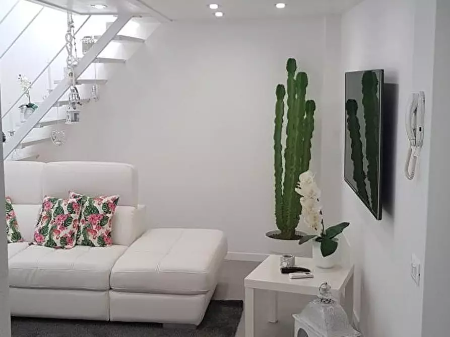 Immagine 23 di Appartamento in vendita  a Massa