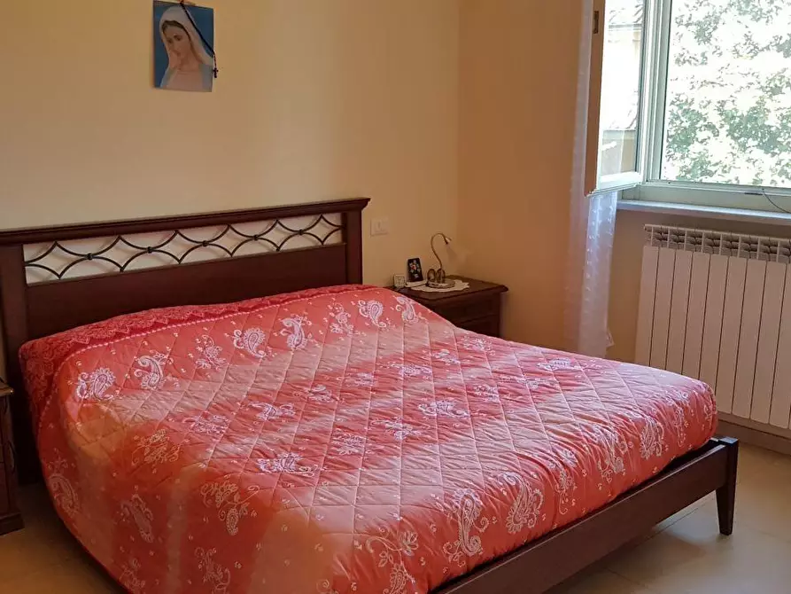 Immagine 9 di Appartamento in vendita  a Massa