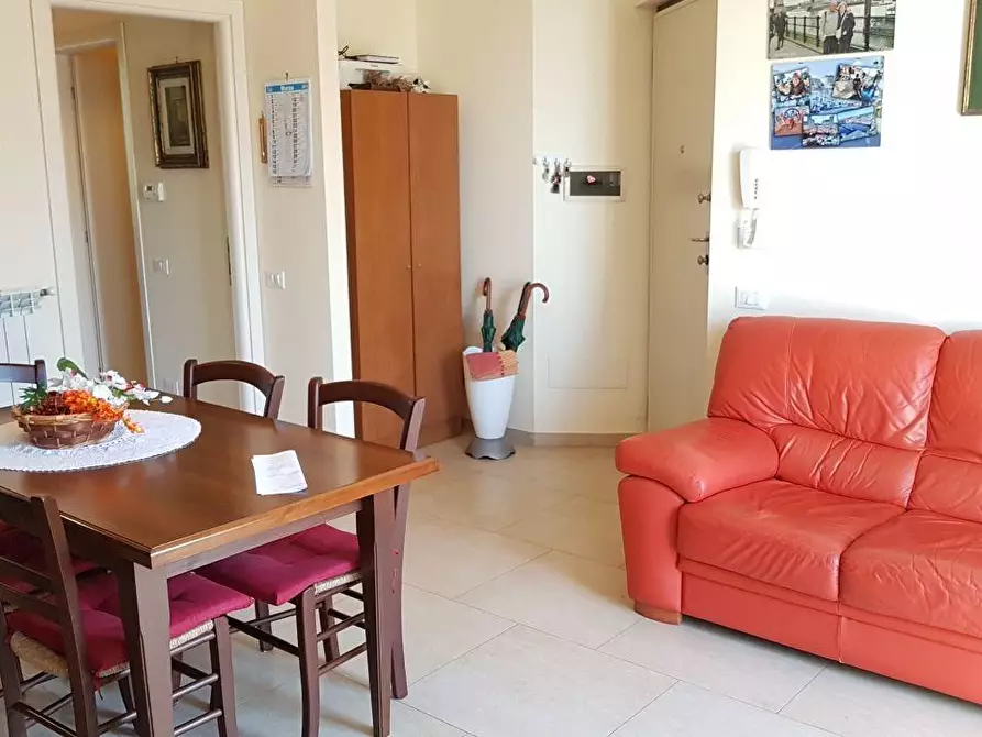 Immagine 4 di Appartamento in vendita  a Massa