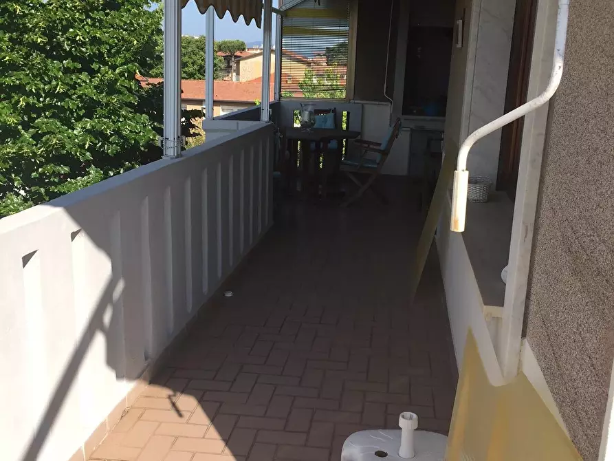 Immagine 19 di Mansarda in vendita  a Massa