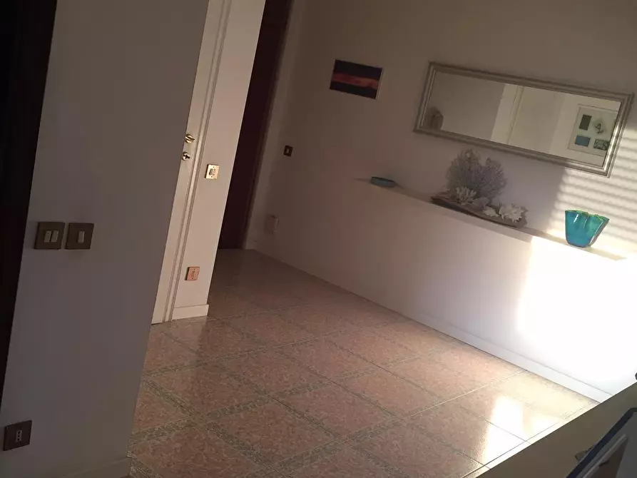 Immagine 15 di Mansarda in vendita  a Massa