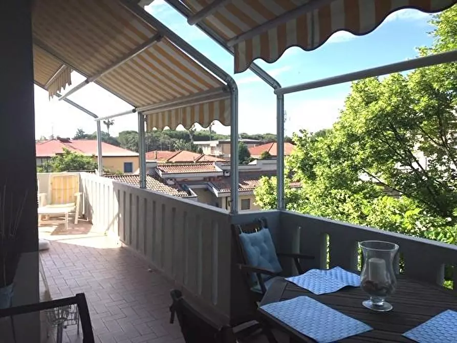 Immagine 16 di Mansarda in vendita  a Massa