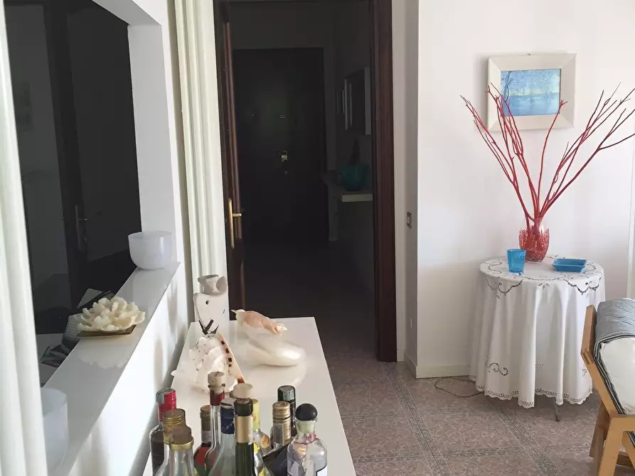 Immagine 4 di Mansarda in vendita  a Massa