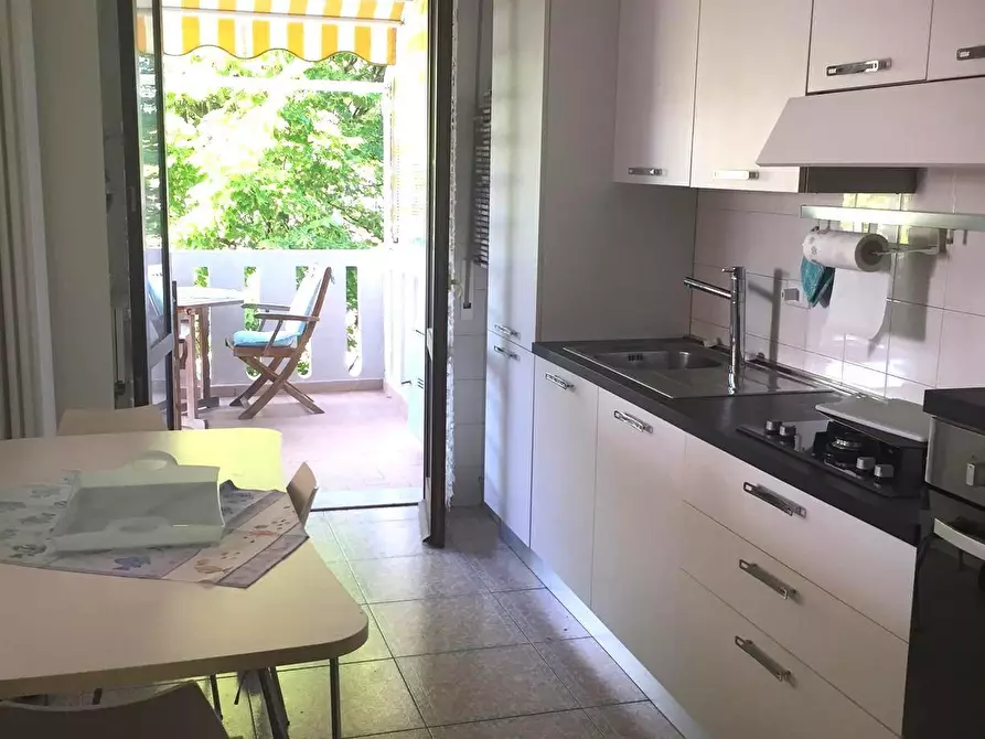 Immagine 5 di Mansarda in vendita  a Massa