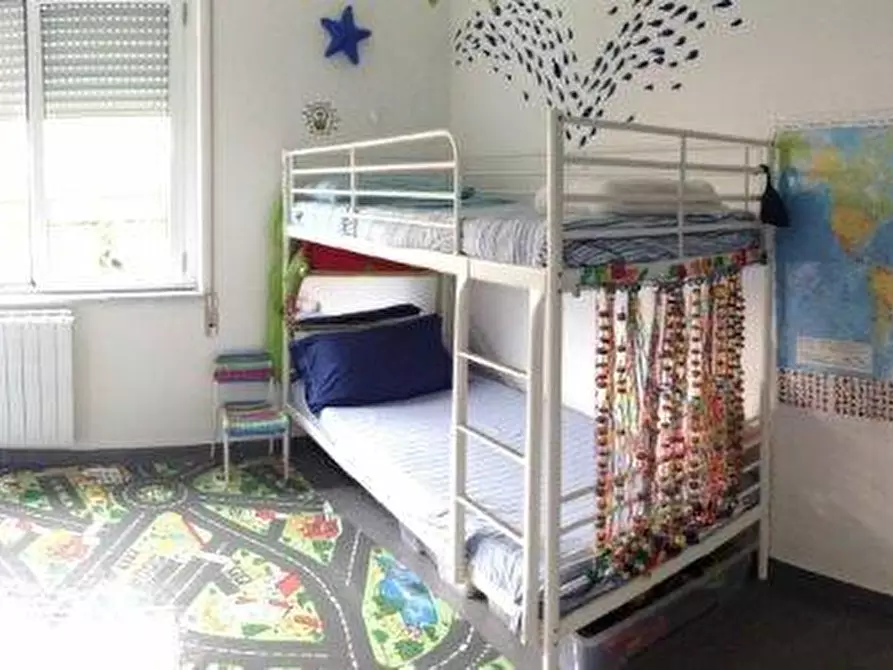 Immagine 4 di Appartamento in vendita  a Massa