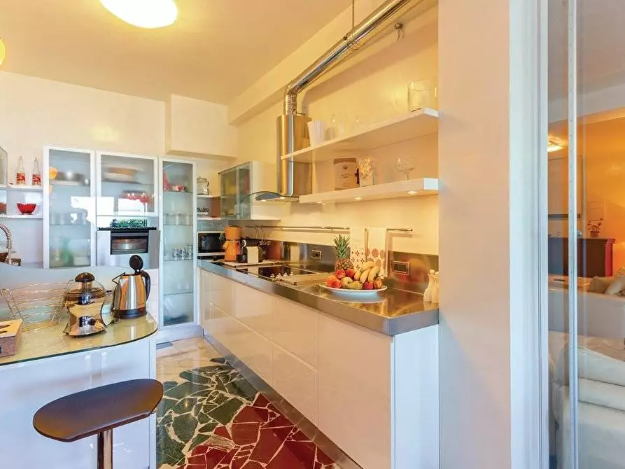 Immagine 14 di Casa bifamiliare in vendita  a Massa