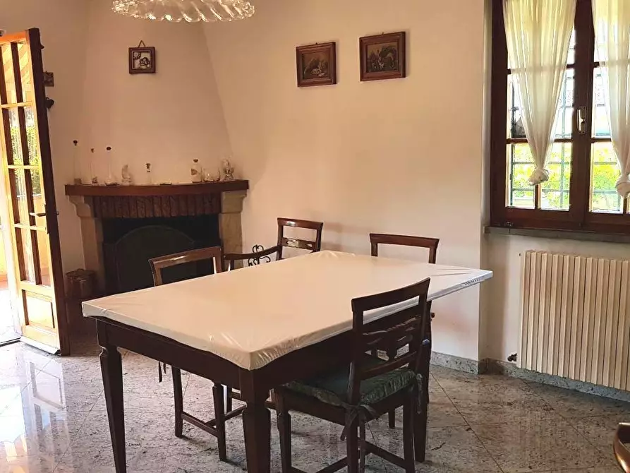 Immagine 8 di Casa indipendente in vendita  a Massa