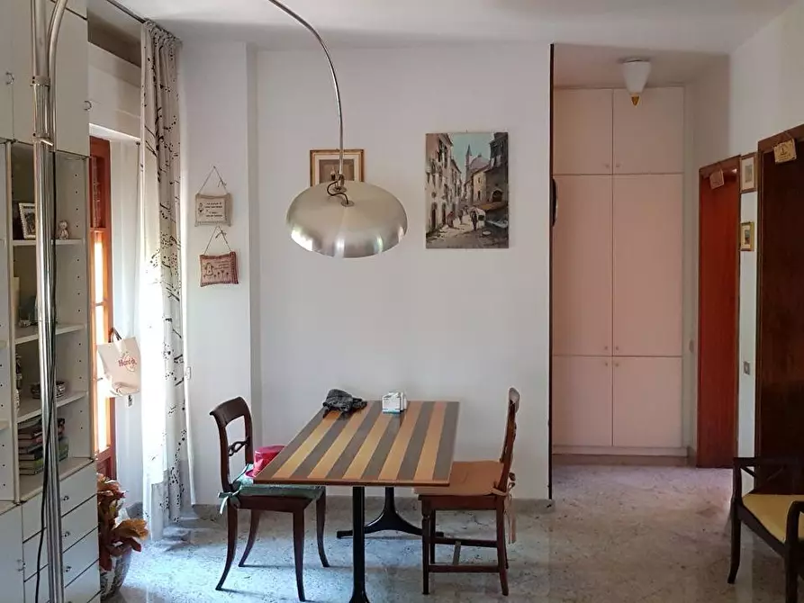 Immagine 5 di Casa indipendente in vendita  a Massa