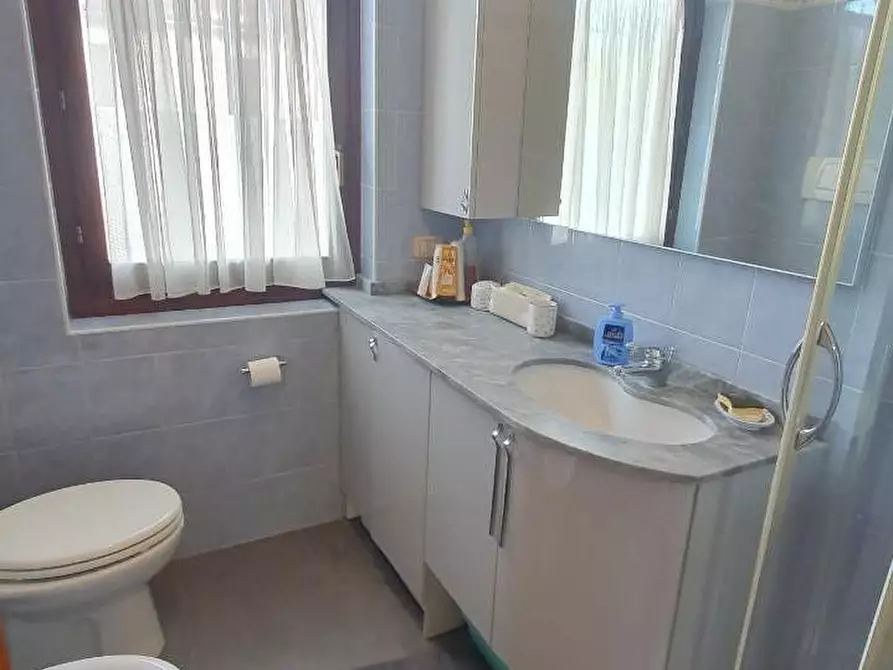 Immagine 12 di Appartamento in vendita  a Massa